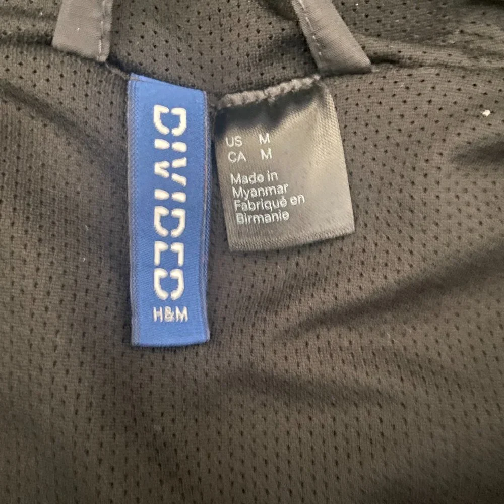 H&M Camo Windbreaker (M) - Picture 3 of 3